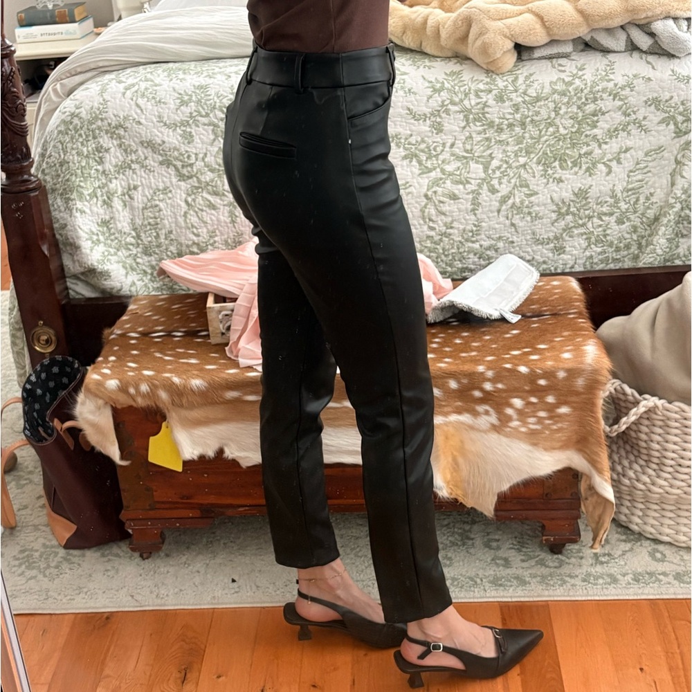Loft 2P leather pants